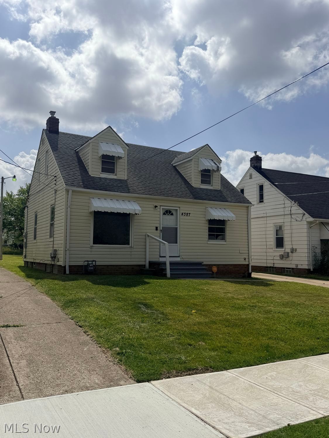 4387 E 175th Street Cleveland OH 44128