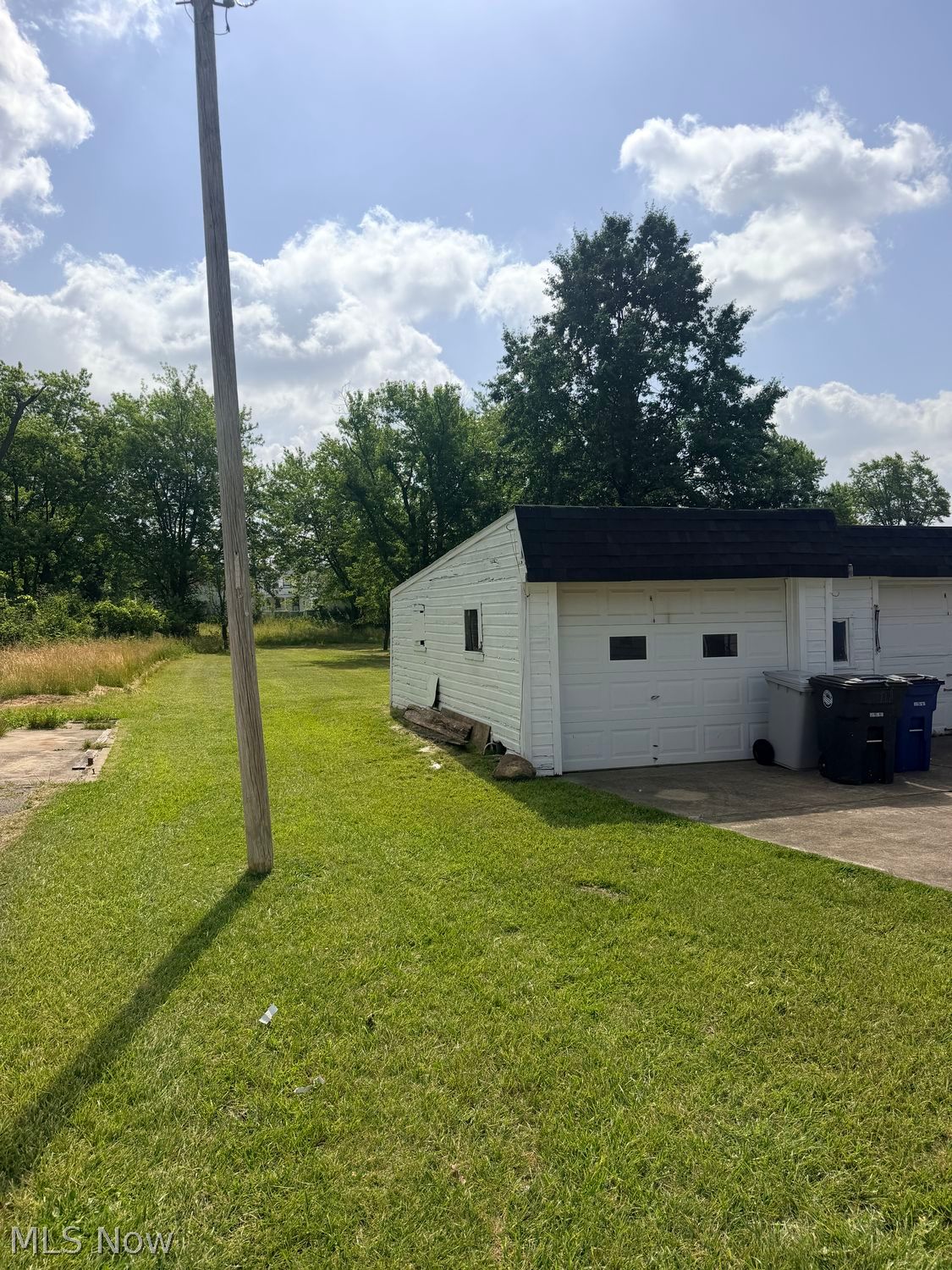 4387 E 175th Street Cleveland OH 44128