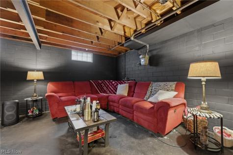 318 31st Street NW Canton OH 44709