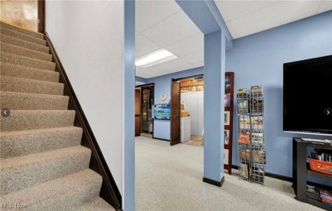 33771 Canterbury Road Solon OH 44139