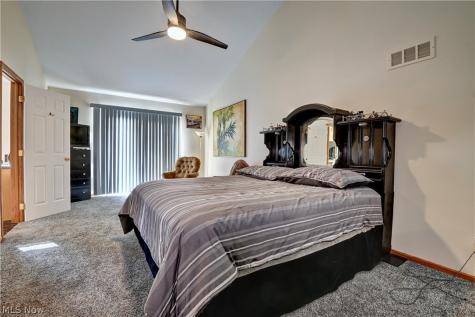 2390 Auberry Drive Akron OH 44312