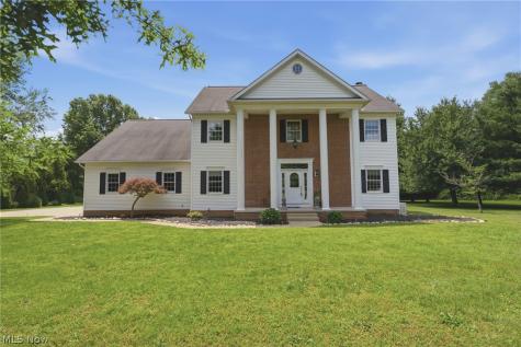 2390 Auberry Drive Akron OH 44312