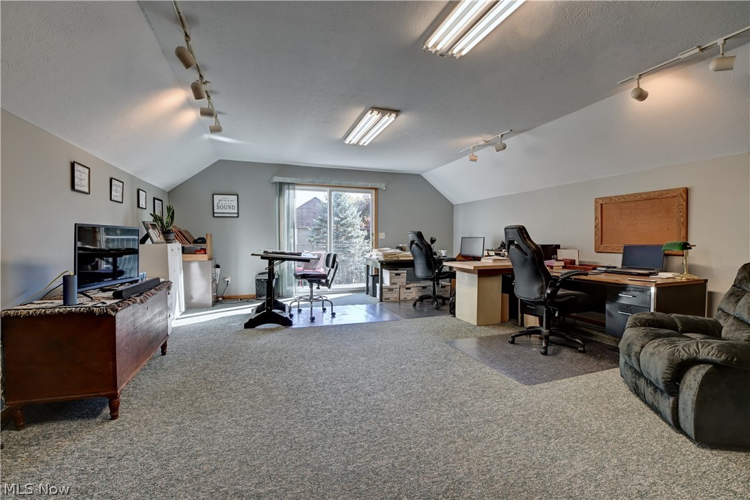 2390 Auberry Drive Green OH 44312