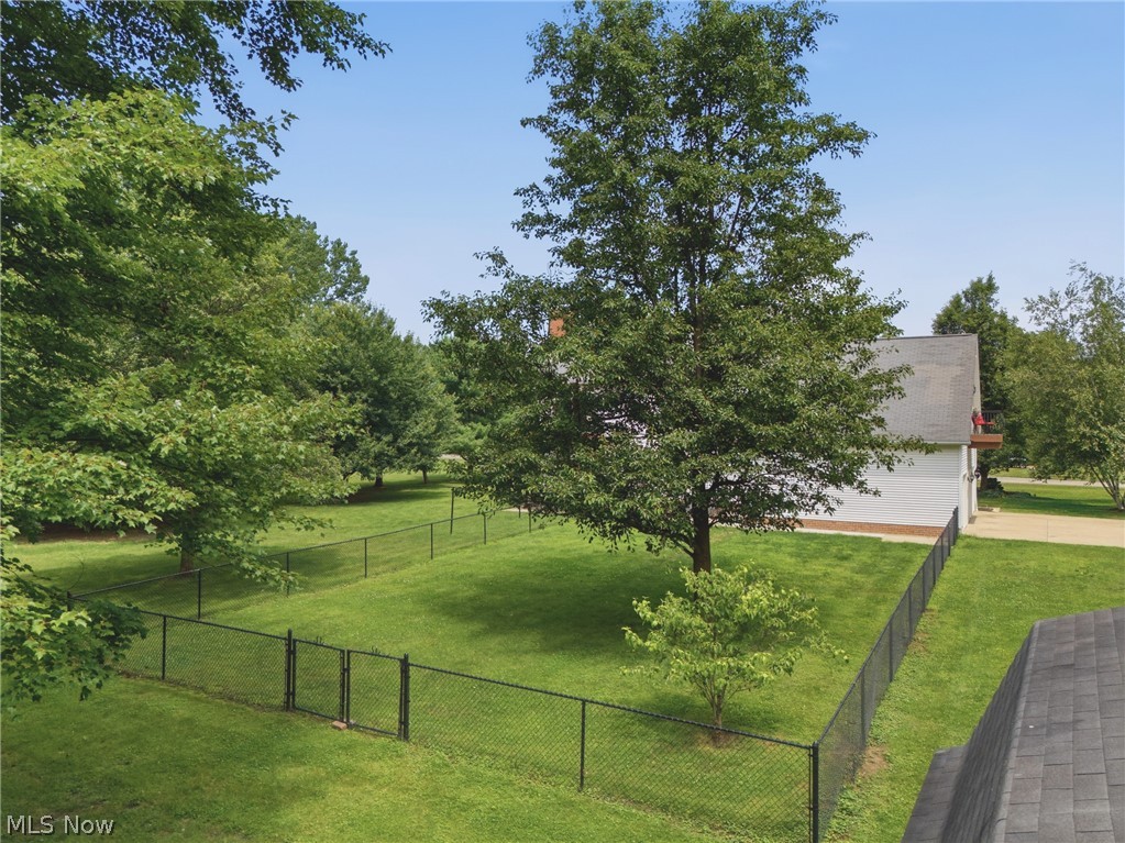 2390 Auberry Drive Green OH 44312