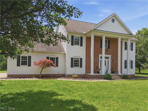 2390 Auberry Drive Akron OH 44312
