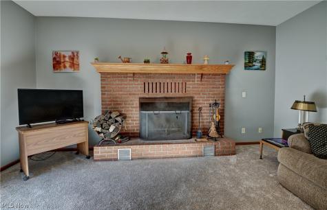 2390 Auberry Drive Akron OH 44312
