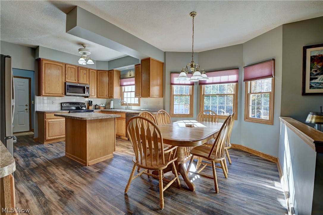 2390 Auberry Drive Green OH 44312
