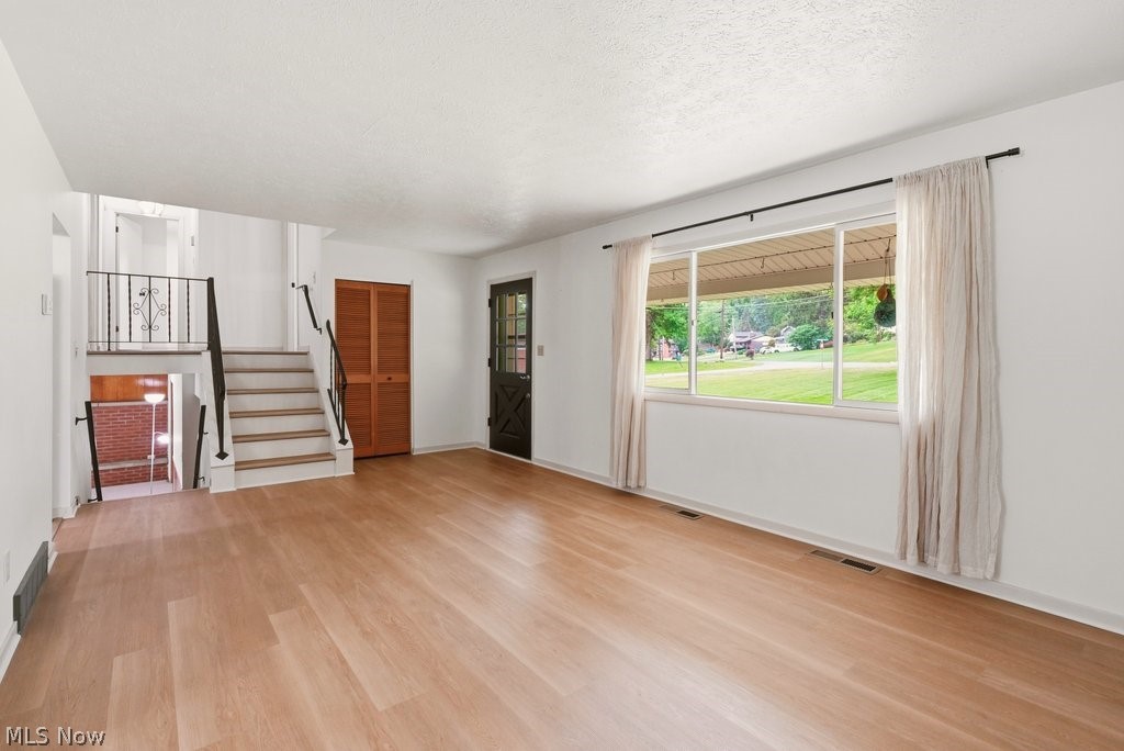 6315 Redbird Terrace New Franklin OH 44216