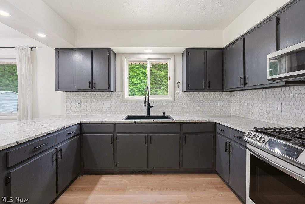 6315 Redbird Terrace New Franklin OH 44216