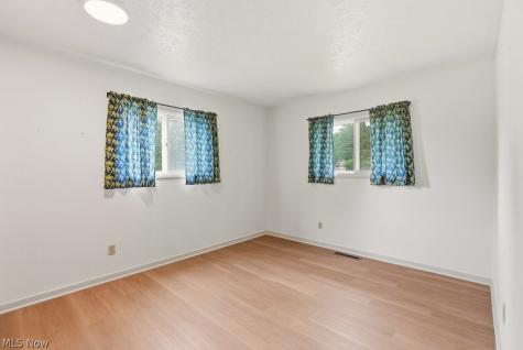 6315 Redbird Terrace New Franklin OH 44216