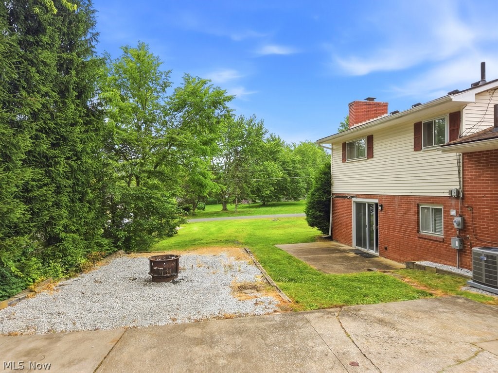 6315 Redbird Terrace New Franklin OH 44216