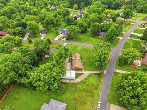 6315 Redbird Terrace New Franklin OH 44216