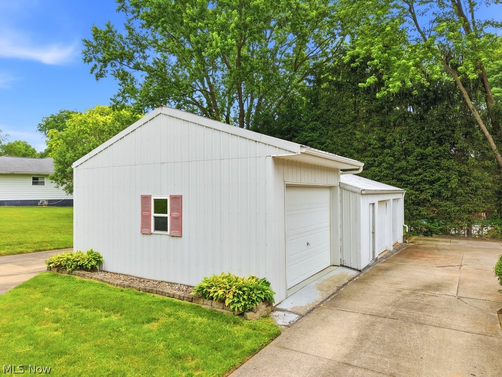 6315 Redbird Terrace New Franklin OH 44216