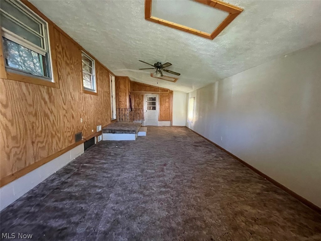 234 N Bridge Street Newcomerstown OH 43832