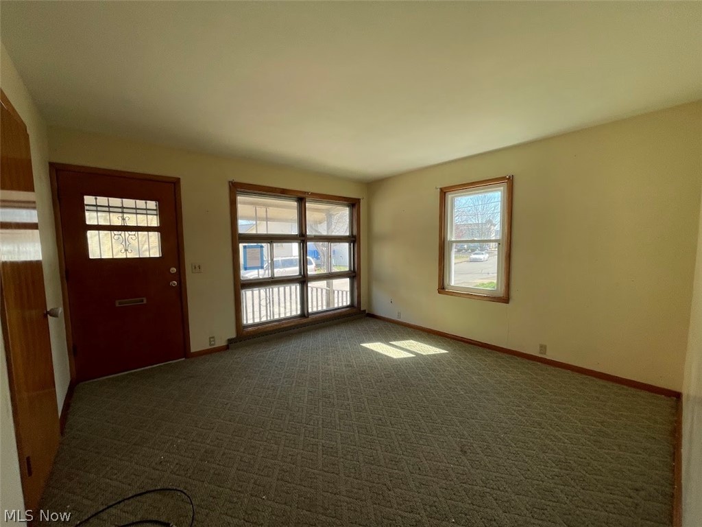 234 N Bridge Street Newcomerstown OH 43832