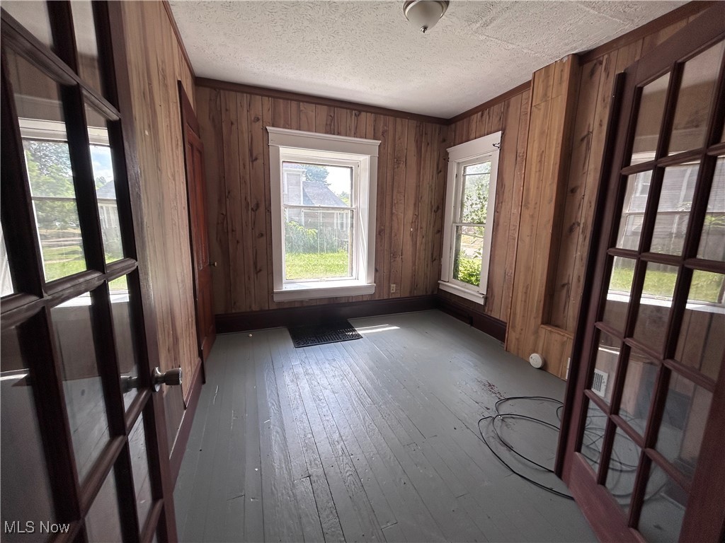 829 Yale Street Akron OH 44311