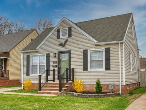 5706 Virginia Avenue Parma OH 44129