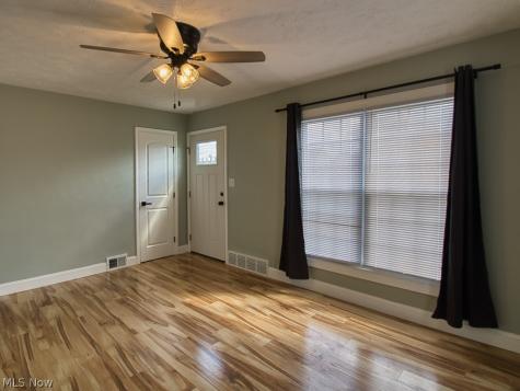 5706 Virginia Avenue Parma OH 44129