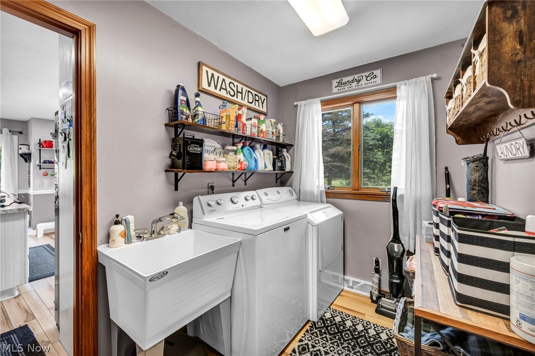 16420 Vernon Drive West Farmington OH 44491