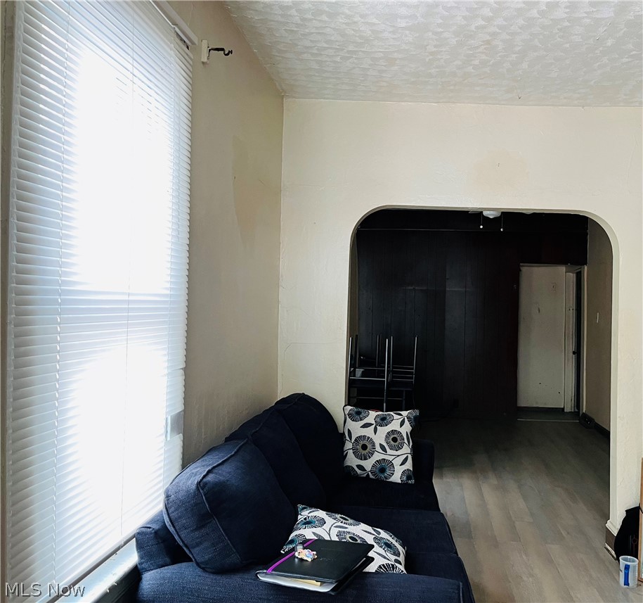 2321 E 101st Street Cleveland OH 44106