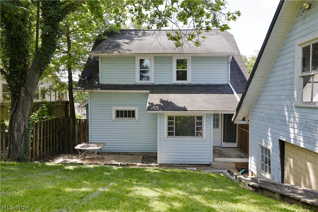 109 Fairview Avenue Millersburg OH 44654