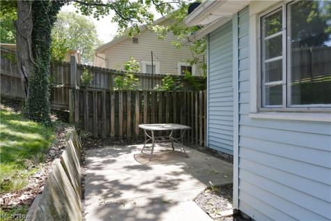 109 Fairview Avenue Millersburg OH 44654