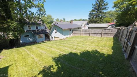 109 Fairview Avenue Millersburg OH 44654