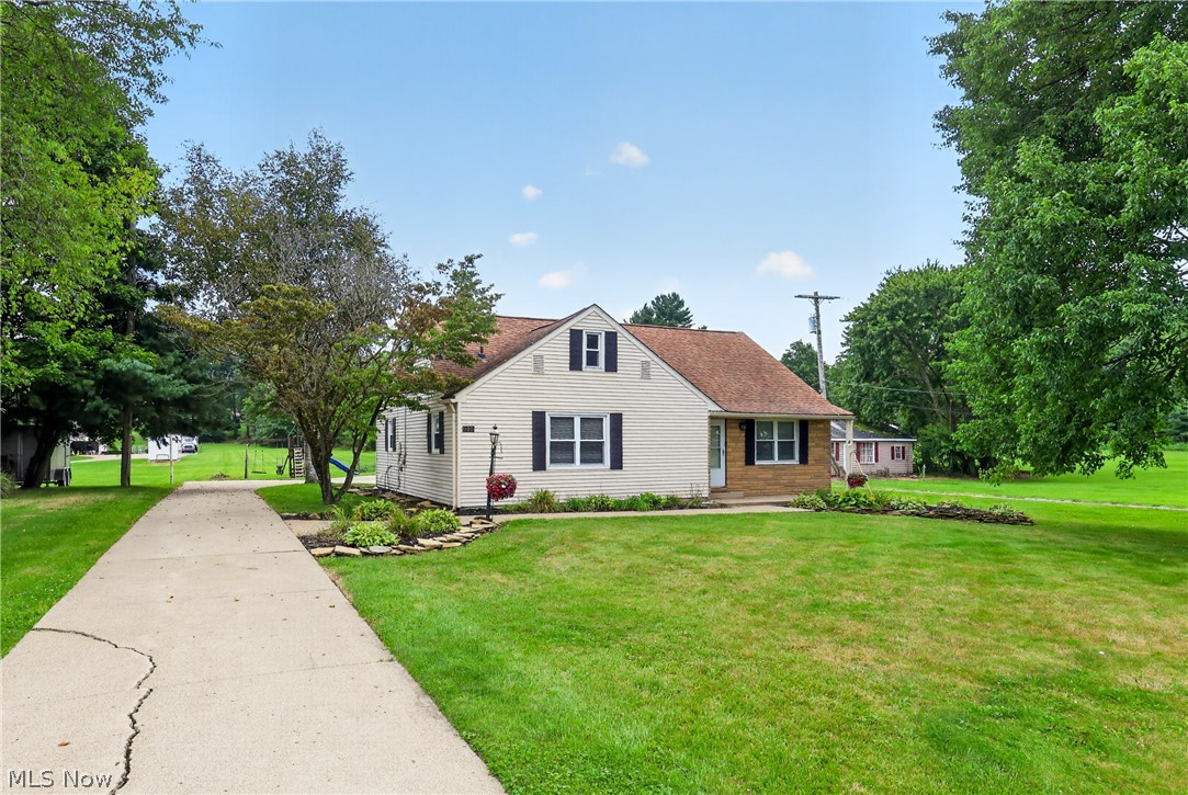 1100 Fairfield School Road Columbiana OH 44408