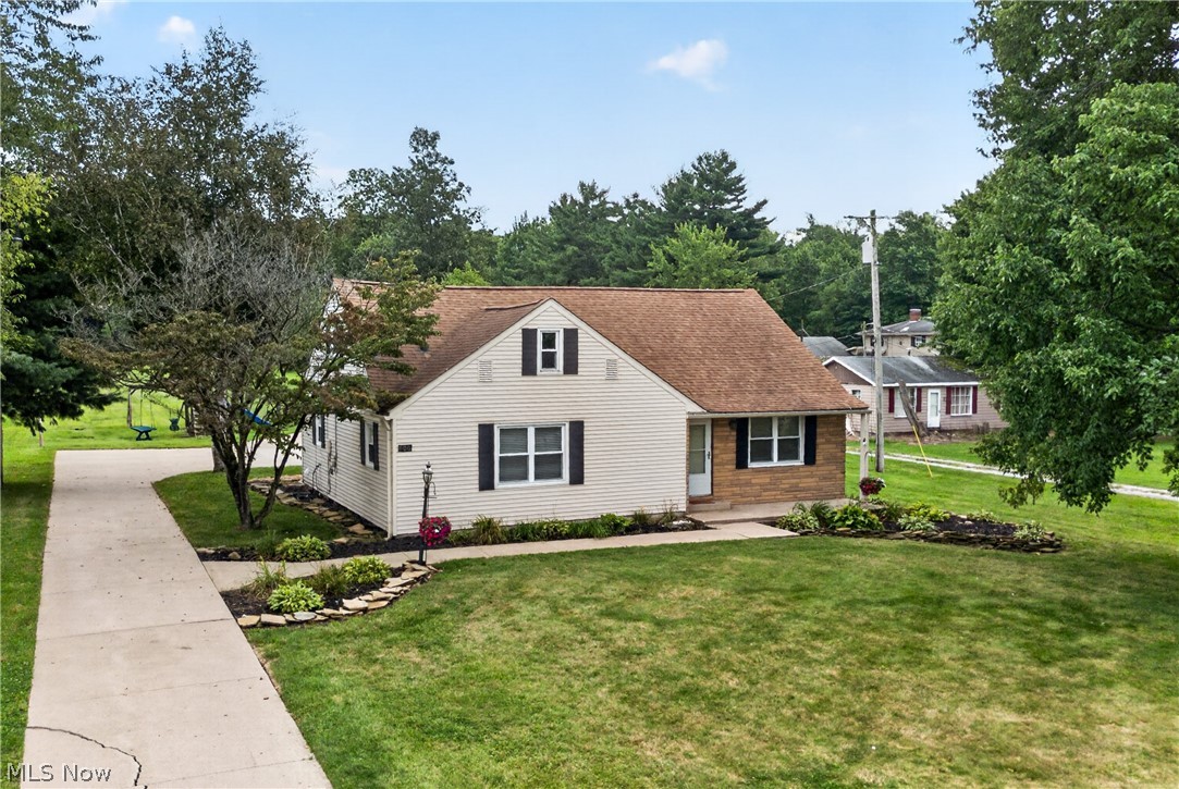 1100 Fairfield School Road Columbiana OH 44408