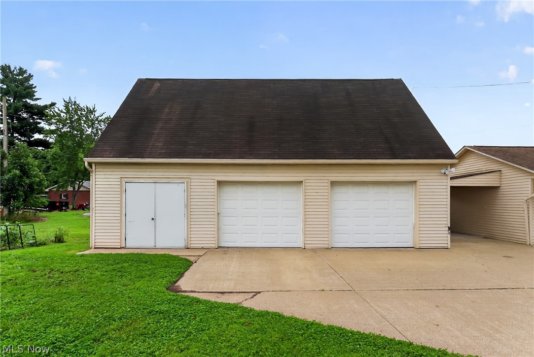 1100 Fairfield School Road Columbiana OH 44408