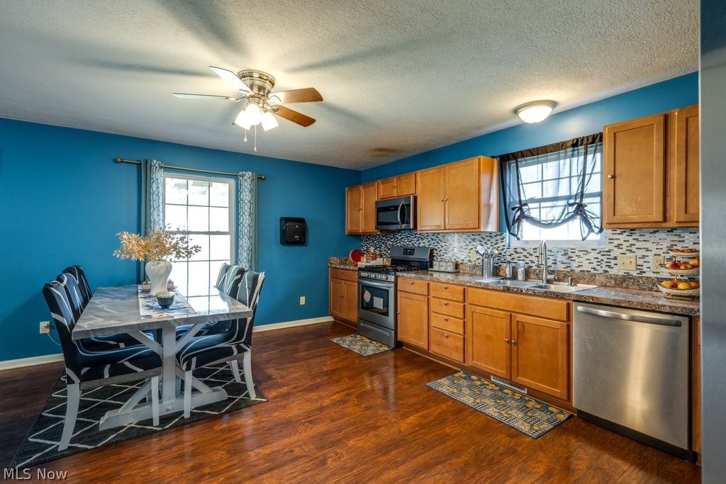 537 Magnolia Avenue Cuyahoga Falls OH 44221