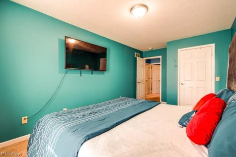 537 Magnolia Avenue Cuyahoga Falls OH 44221