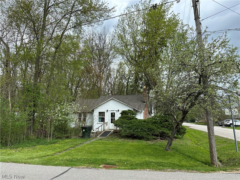 944 East Boulevard Aurora OH 44202