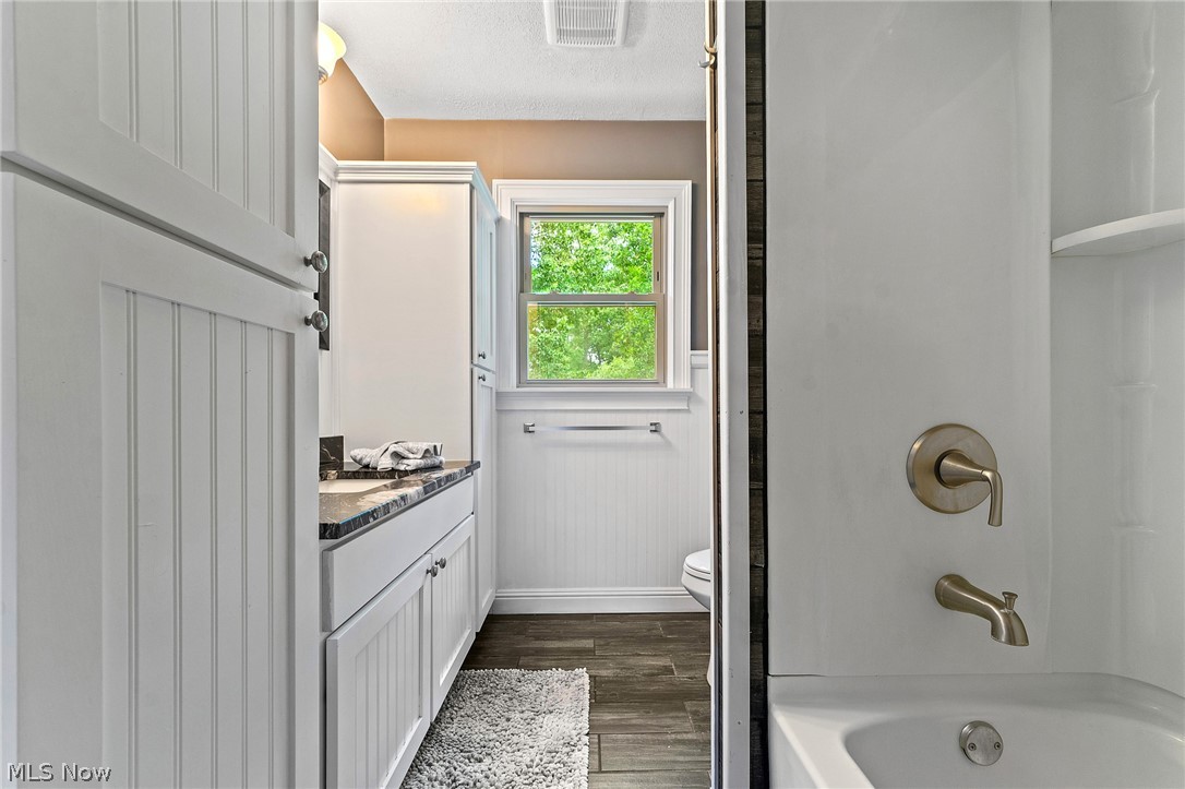 178 Shorehaven Drive Boardman OH 44512