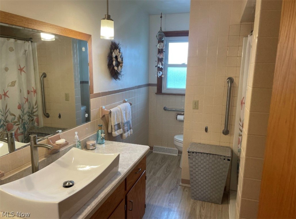 447 W Omar Street Struthers OH 44471