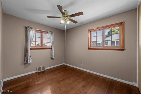 14344 Fayette Boulevard Brook Park OH 44142