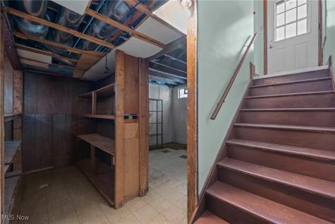 14344 Fayette Boulevard Brook Park OH 44142