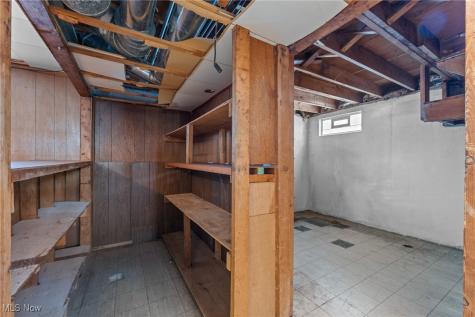 14344 Fayette Boulevard Brook Park OH 44142