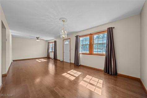 14344 Fayette Boulevard Brook Park OH 44142