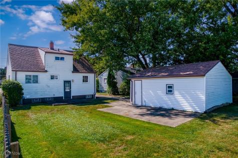 14344 Fayette Boulevard Brook Park OH 44142