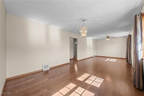 14344 Fayette Boulevard Brook Park OH 44142