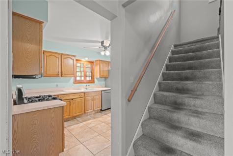 14344 Fayette Boulevard Brook Park OH 44142