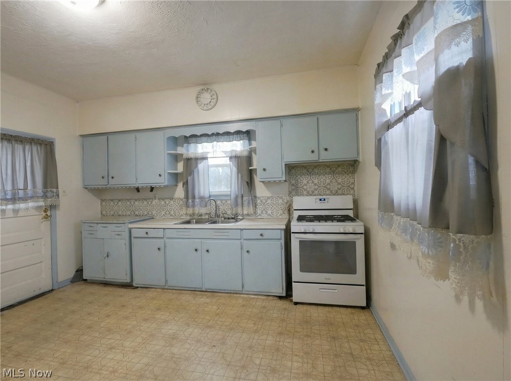 307 E Glenwood Avenue Akron OH 44310