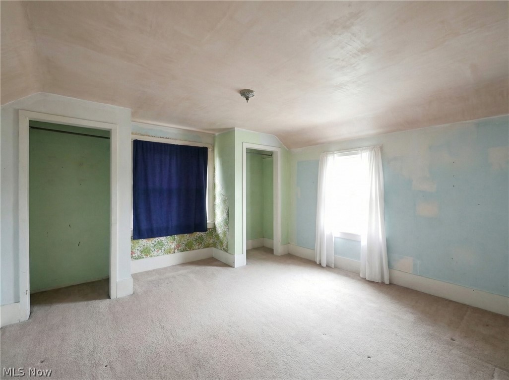 307 E Glenwood Avenue Akron OH 44310