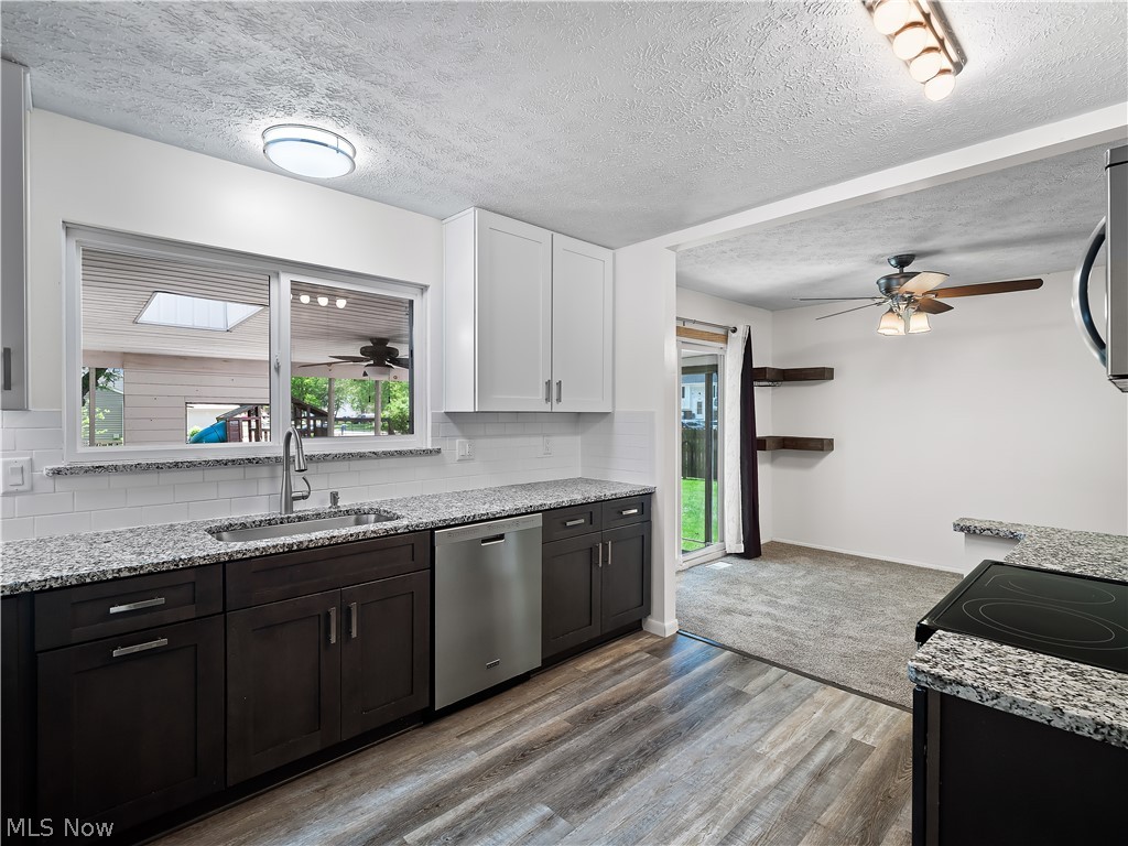 8590 Fairlane Drive Olmsted Falls OH 44138