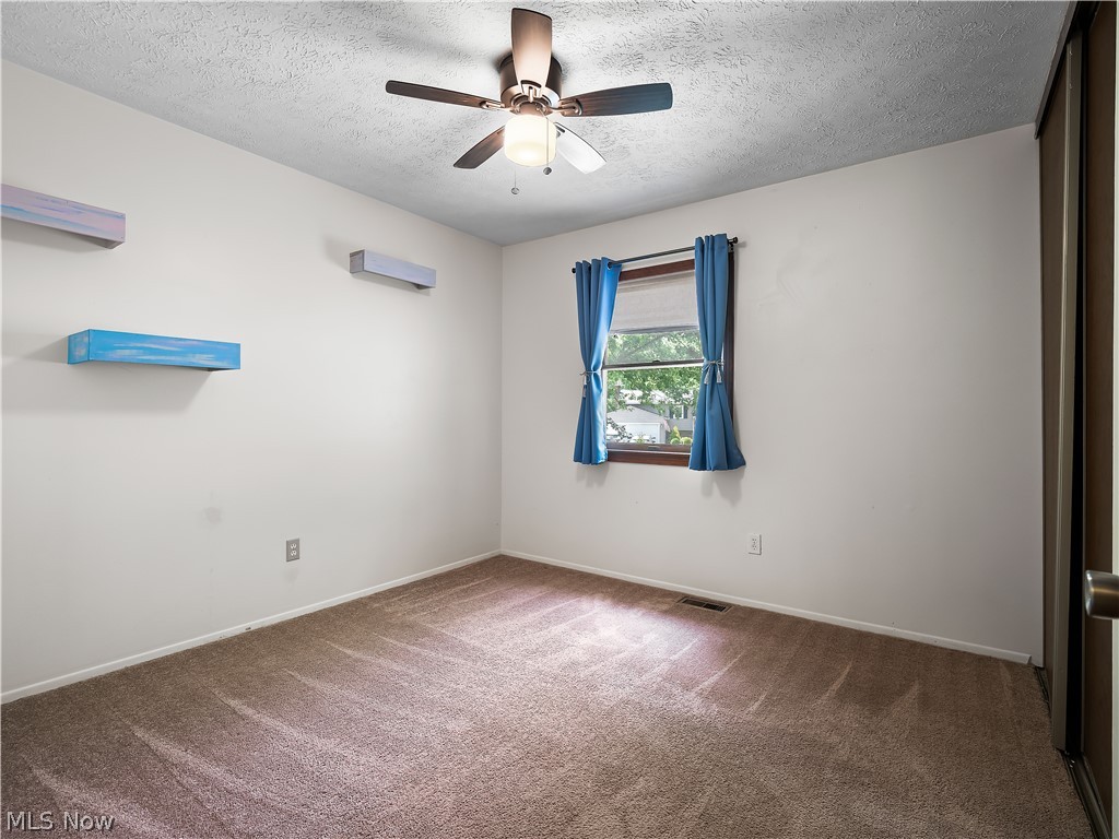 8590 Fairlane Drive Olmsted Falls OH 44138