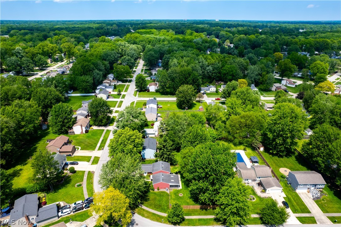 8590 Fairlane Drive Olmsted Falls OH 44138