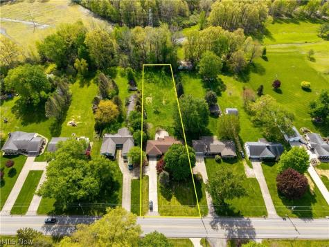 44675 Middle Ridge Road Amherst OH 44001