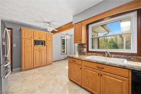 44675 Middle Ridge Road Amherst OH 44001