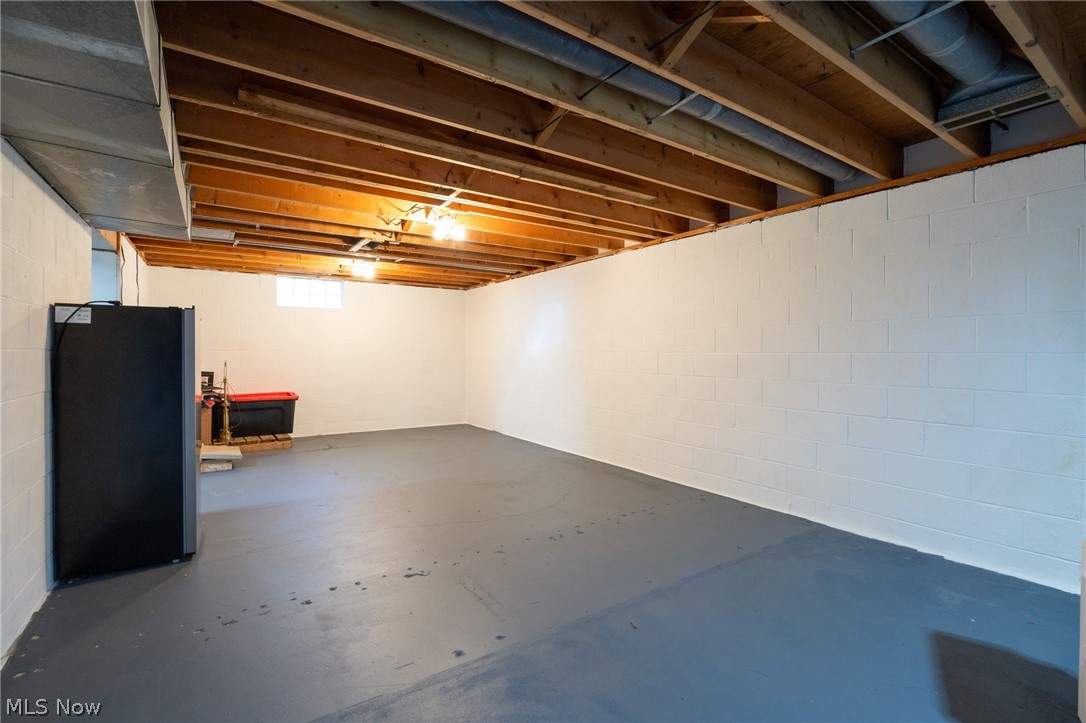 130 E Wellock Drive Akron OH 44319